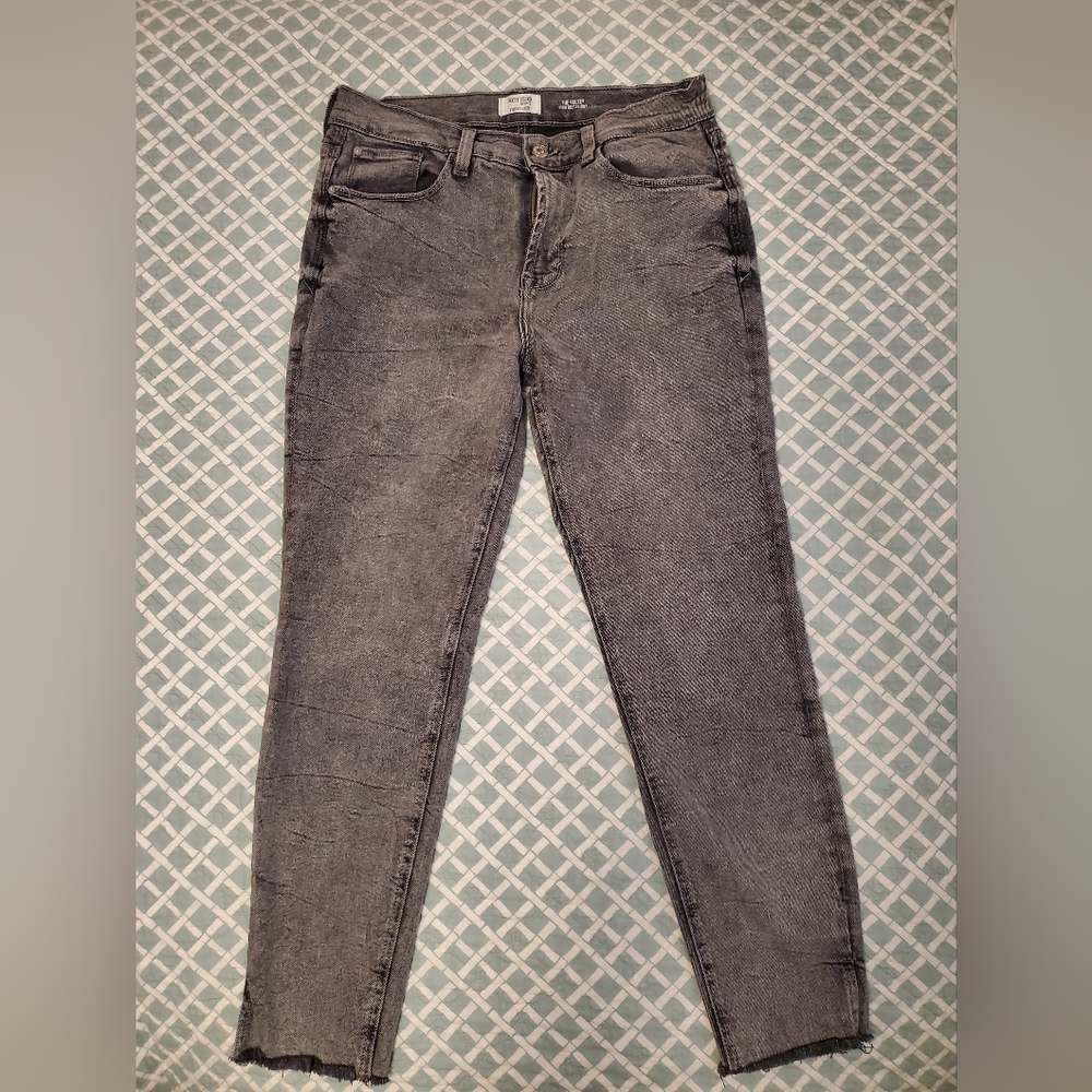 Kensie Jeans High Rise Slim Straight